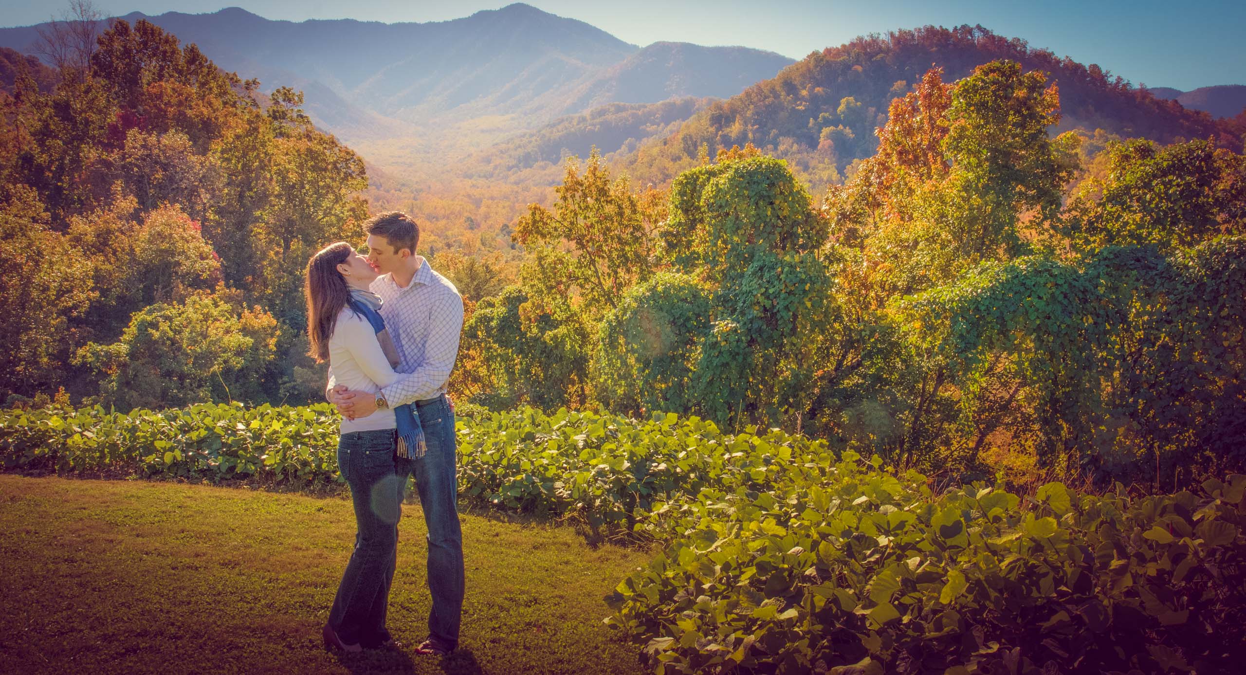 gatlinburg-engagement-photographers-anniversary